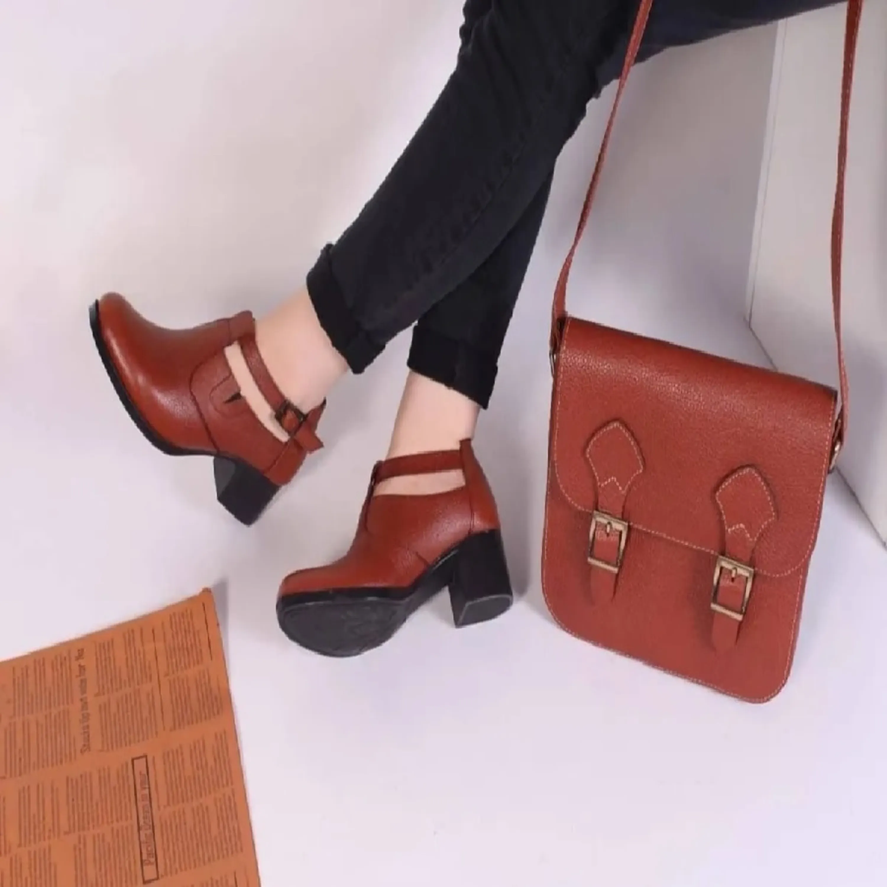 کفش چرم زنانه مدل بغل کش کفش چرم زنانه مدل بغل کش